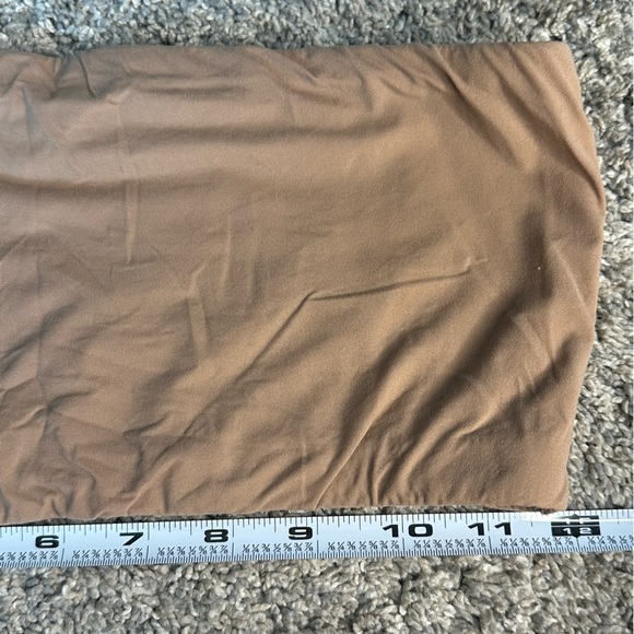 Skims Fits Everybody Bandeau Top bra strapless beige medium tan tube seamless - Picture 4 of 6